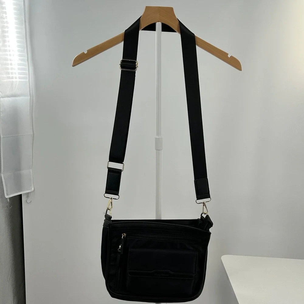 Tommy Bahama Black‎ Nylon Crossbody Bag Organizer Travel Purse Gold Hardware